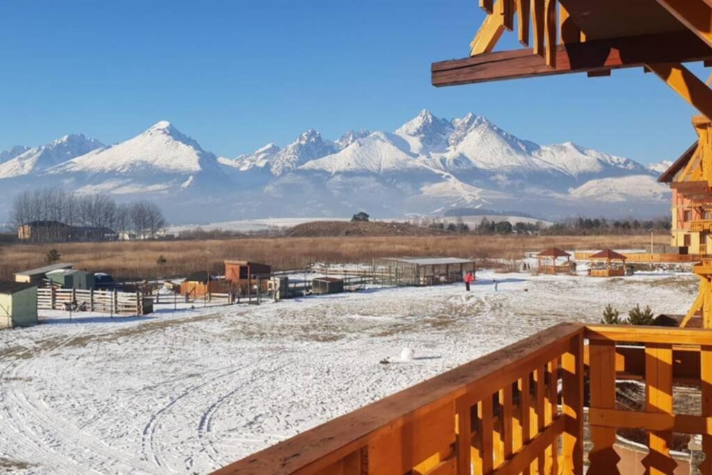 Apartment With Terrace & Amazing View Велька-Ломница Экстерьер фото