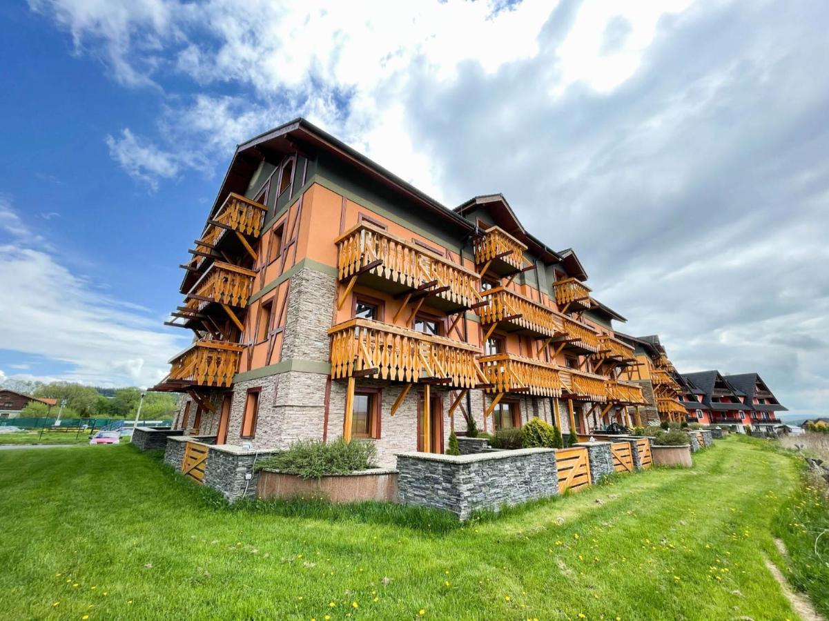 Apartment With Terrace & Amazing View Велька-Ломница Экстерьер фото